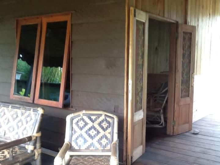 Bed and Breakfast C Point Krui Екстер'єр фото