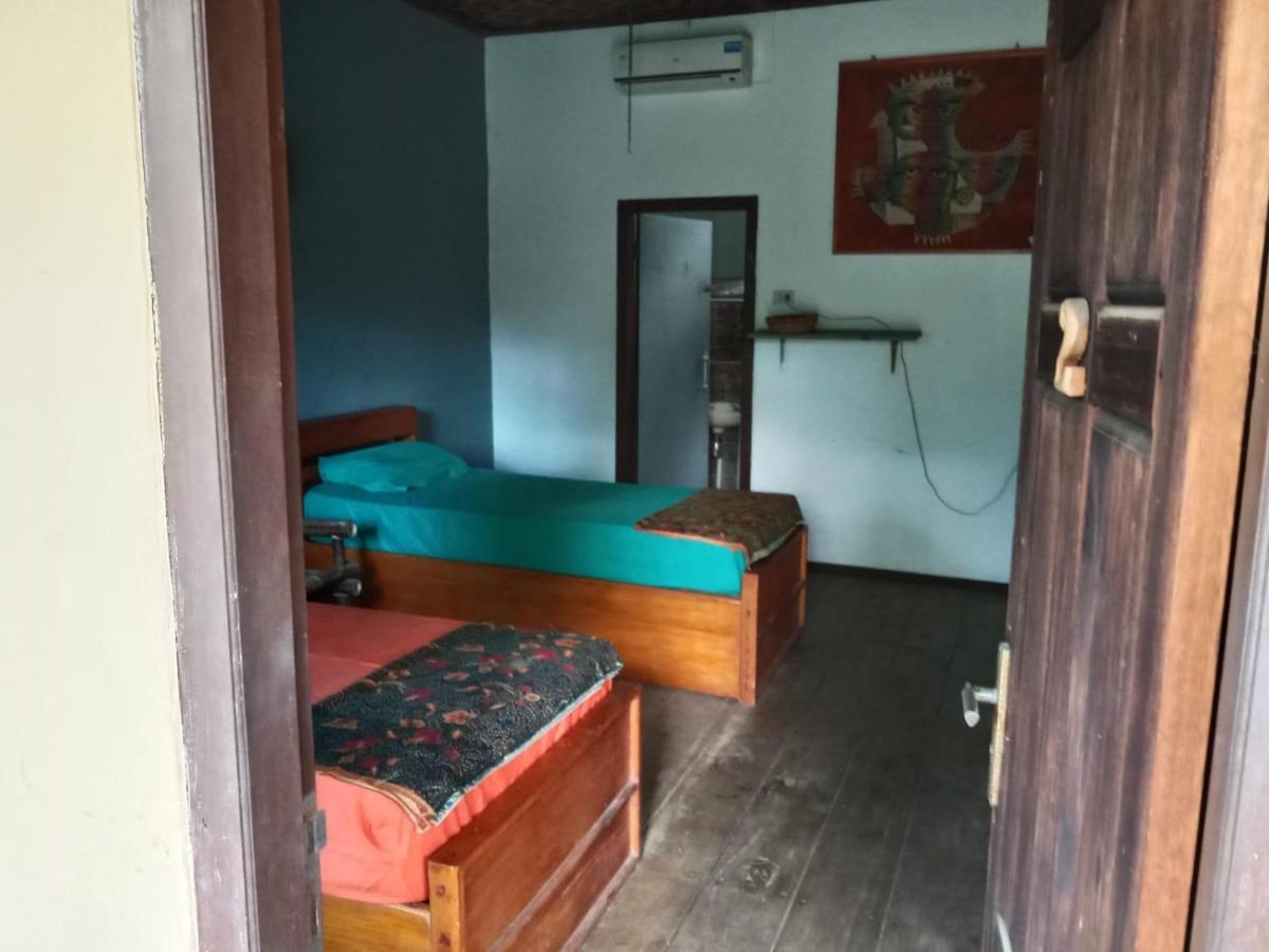 Bed and Breakfast C Point Krui Екстер'єр фото